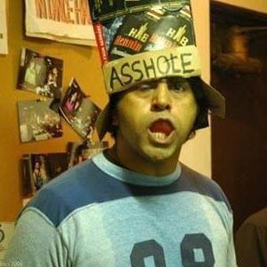 Meet your Posher, Dixey